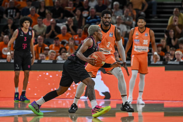 队注入了新 队注入了新