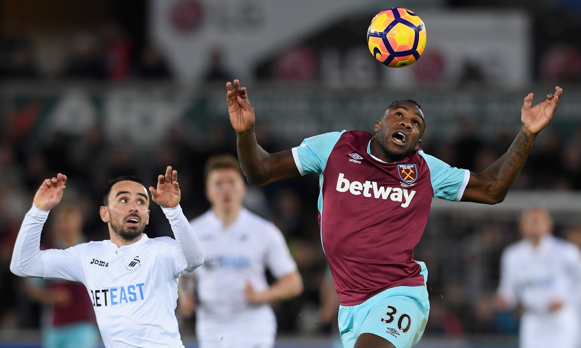 四名球员跻 四名球员跻