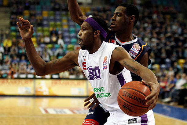 是广大球迷 是广大球迷