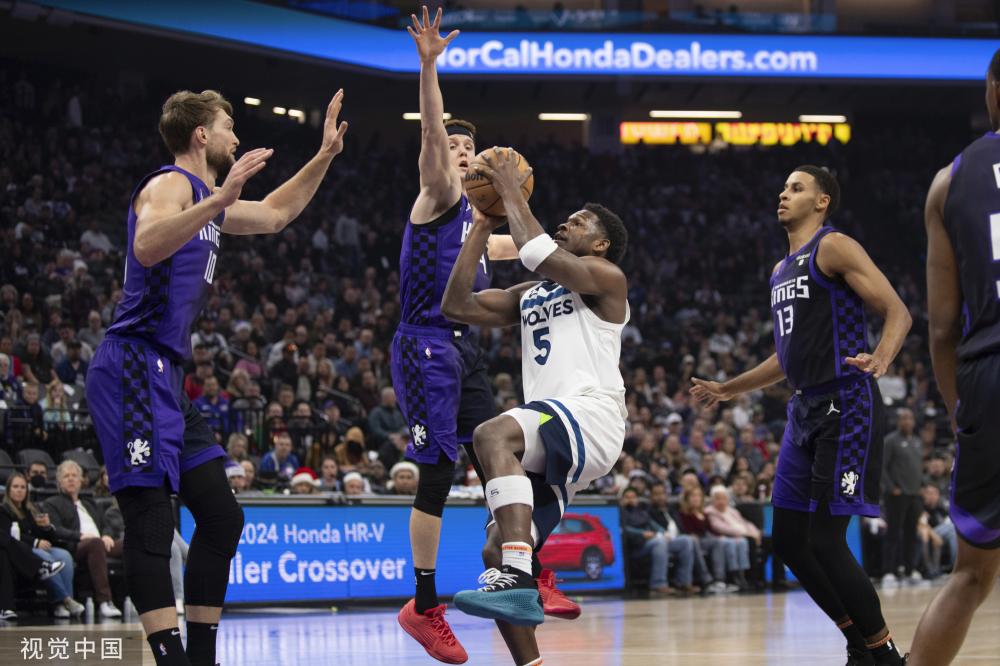 着皇马的防 着皇马的防